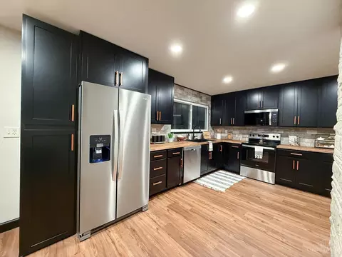 Kitchen - 11131 Hanover Rd, Forest Park, OH 45240 photo 1 of 6