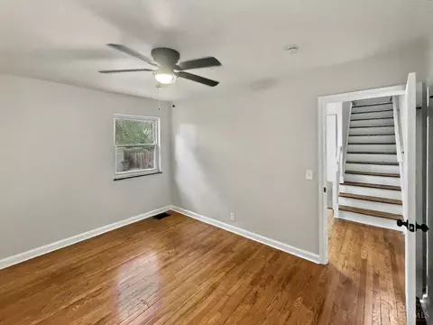 Bedroom - 6251 Elbrook Ave, Golf Manor, OH 45237 photo 2 of 3
