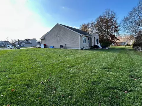 Exterior - 6270 Pine Cv, Morrow, OH 45152 photo 3 of 10