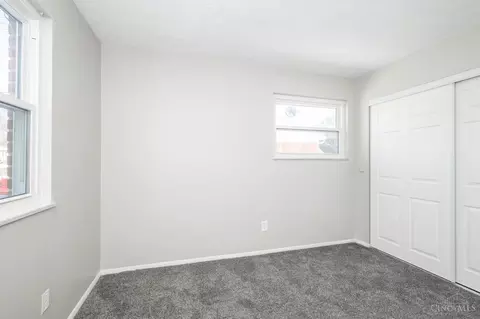 Bedroom - 1405 Meredith Dr, Cincinnati, OH 45231 photo 7 of 11