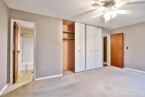 Bedroom - 1021 Newcastle Dr, Cincinnati, OH 45231 photo 2 of 6