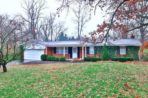 495 Shannon Ln, Cincinnati, OH 45255
