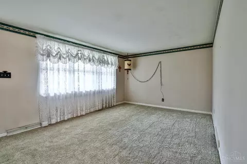 495 Shannon Ln, Cincinnati, OH 45255 photo 5