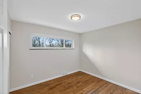 Bedroom - 8663 Mockingbird Ln, Cincinnati, OH 45231 photo 3 of 6