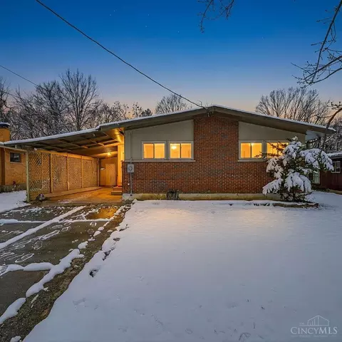 8965 Fontainebleau Ter, Cincinnati, OH 45231