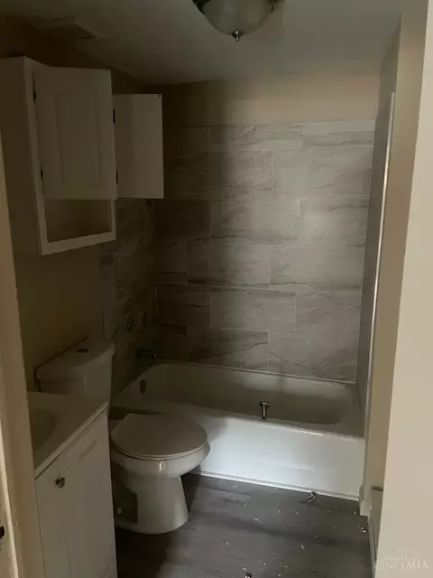 Bath - 2040 Queen City Ave, Cincinnati, OH 45214 photo 1 of 1