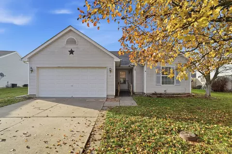 11 Arlington Dr, Trenton, OH 45067