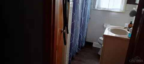 Bath - 798 Mark Ave, Hamilton, OH 45013 photo 1 of 1