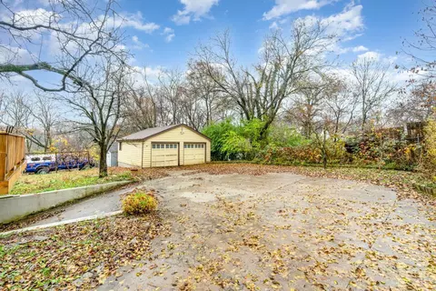 Exterior - 1237 Carson Ave, Cincinnati, OH 45205 photo 3 of 9