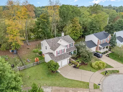 1575 Apple Ct, Amelia, OH 45102