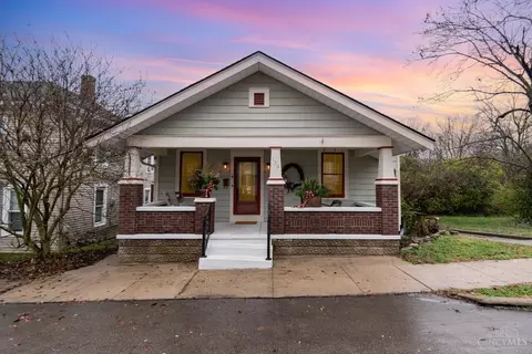 129 Third St, Williamsburg, OH 45176