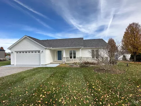 9235 Black Rabbit Rd, Leesburg, OH 45135