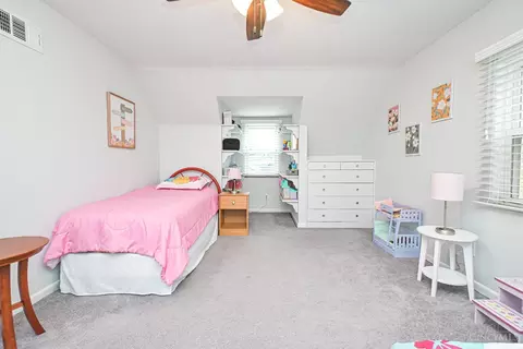 Bedroom - 3237 Wardall Ave, Cheviot, OH 45211 photo 3 of 4