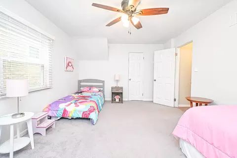Bedroom - 3237 Wardall Ave, Cheviot, OH 45211 photo 4 of 4