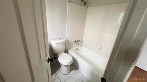 Bath - 2109 Harrison Ave, Cincinnati, OH 45214 photo 3 of 9