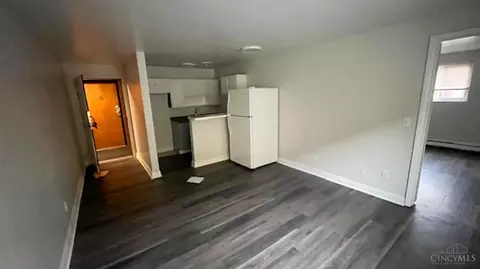 Living - 2109 Harrison Ave, Cincinnati, OH 45214 photo 5 of 10