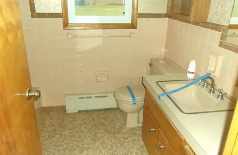 Bath - 155 Free Soil Rd, Georgetown, OH 45121 photo 2 of 2