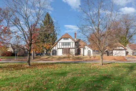 916 Gray Ave, Hamilton, OH 45013