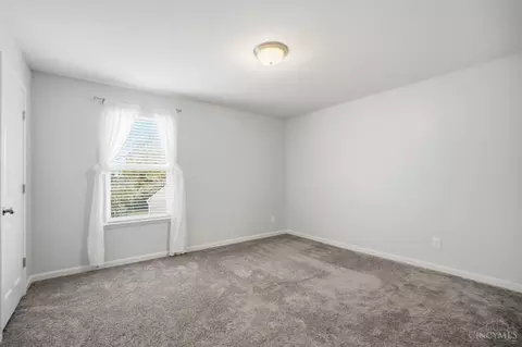 Bedroom - 505 Conrad Dr, Cincinnati, OH 45231 photo 3 of 9