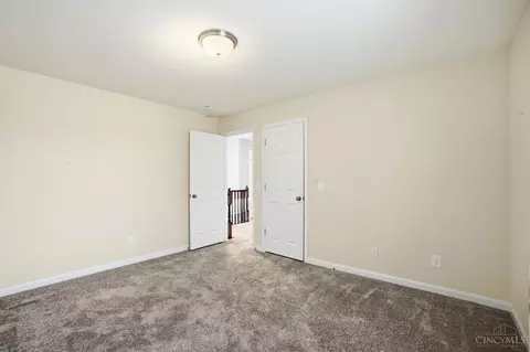 Bedroom - 505 Conrad Dr, Cincinnati, OH 45231 photo 6 of 9