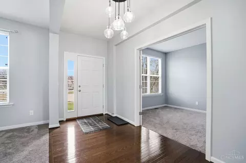 Entry Way - 505 Conrad Dr, Cincinnati, OH 45231 photo 1 of 7