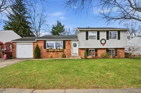 2890 Kimberly Dr, Maineville, OH 45039