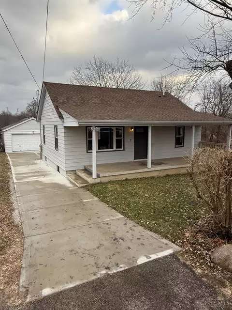 2126 Parkamo Ave, Hamilton, OH 45015