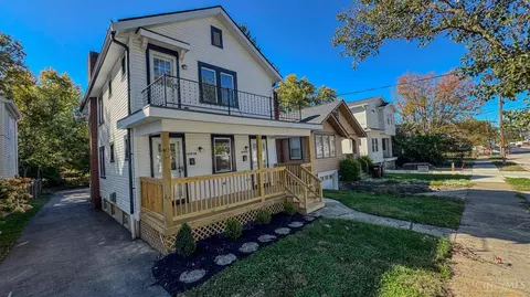 Exterior - 6949 Cambridge Ave, Mariemont, OH 45227 photo 1 of 4