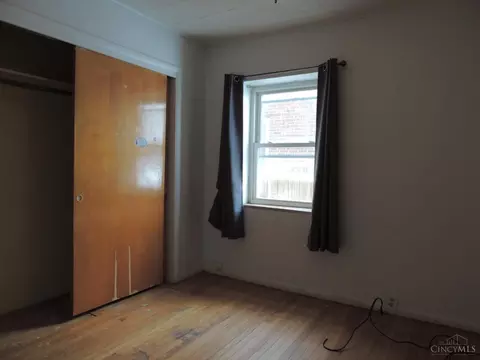 Bedroom - 17 Maple St, Reading, OH 45215 photo 10 of 10