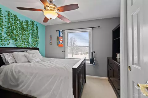 Bedroom - 7368 Pickway Dr, Cincinnati, OH 45233 photo 4 of 5
