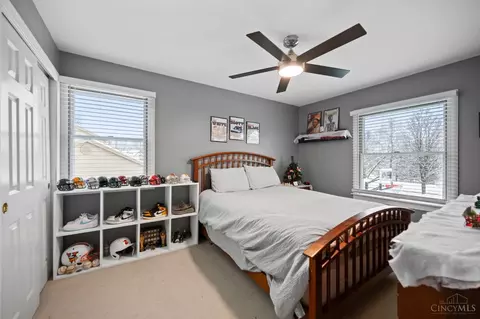 Bedroom - 7368 Pickway Dr, Cincinnati, OH 45233 photo 5 of 5