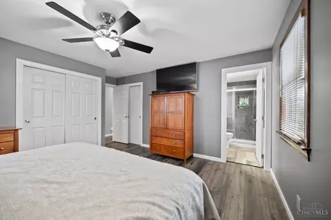 Bedroom - 7368 Pickway Dr, Cincinnati, OH 45233 photo 3 of 5