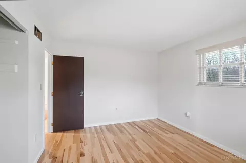 Bedroom - 4054 Foster Maineville Rd, Morrow, OH 45152 photo 5 of 10