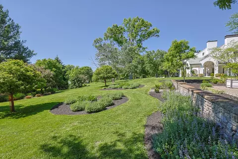 Exterior - 9675 Cunningham Rd, Cincinnati, OH 45243 photo 11 of 20
