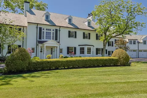 Exterior - 9675 Cunningham Rd, Cincinnati, OH 45243 photo 4 of 20