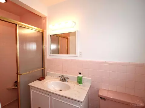Bath - 3521 Section Rd, Cincinnati, OH 45237 photo 4 of 4