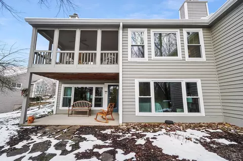 Exterior - 7922 Bar Harbor Dr, Cincinnati, OH 45255 photo 7 of 27
