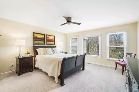 Bedroom - 7922 Bar Harbor Dr, Cincinnati, OH 45255 photo 2 of 5