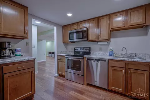Kitchen - 9852 St Rt 128, Harrison, OH 45030 photo 8 of 9