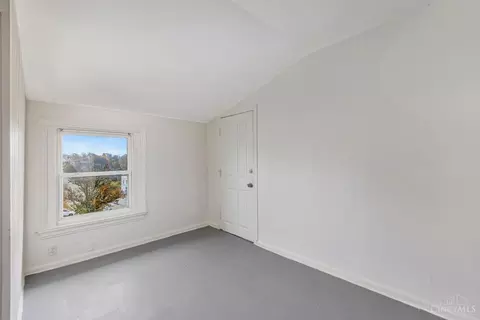 Bedroom - 3518 Eighth St, Cincinnati, OH 45205 photo 1 of 5