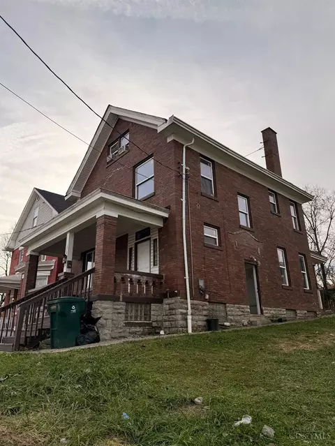 Exterior - 1015 Purcell Ave, Cincinnati, OH 45205 photo 2 of 2