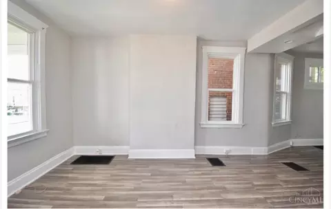 Living - 1015 Purcell Ave, Cincinnati, OH 45205 photo 1 of 5