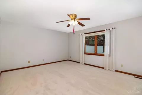Bedroom - 5809 Harborpoint Dr, Cincinnati, OH 45248 photo 1 of 3