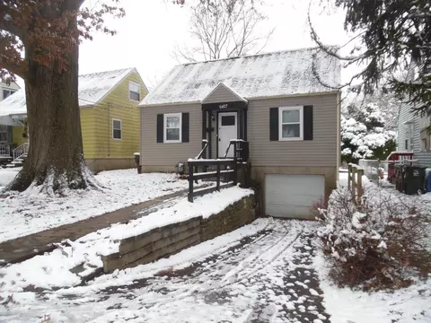 6427 Mayflower Ave, Golf Manor, OH 45237