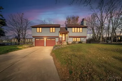 4537 Cove Cir, Batavia, OH 45103