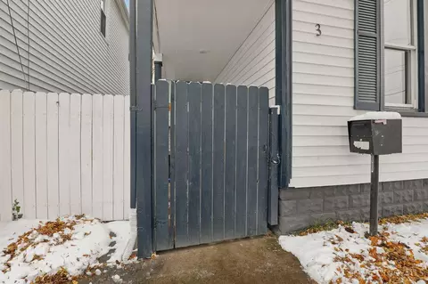 Exterior - 3 Seventy Third St, Cincinnati, OH 45216 photo 1 of 7