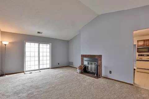 Living - 5936 Harrison Ave, Cincinnati, OH 45248 photo 1 of 3