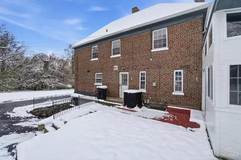 Exterior - 1110 Cheyenne Dr, Cincinnati, OH 45216 photo 7 of 8