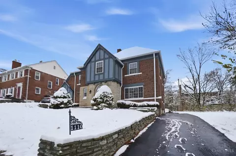 Exterior - 1110 Cheyenne Dr, Cincinnati, OH 45216 photo 3 of 8