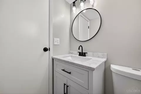 Bath - 11761 Hanover Rd, Forest Park, OH 45240 photo 2 of 8